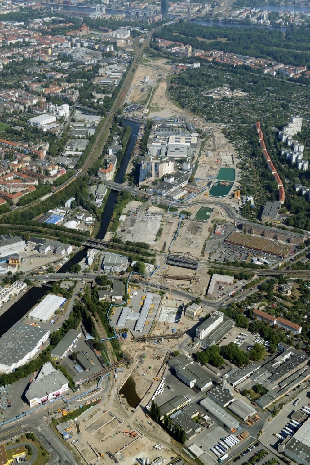 Luftbild Berlin - Baustellen zum Neubau der Verlängerung der Stadtautobahn A100 in Berlin Neukölln