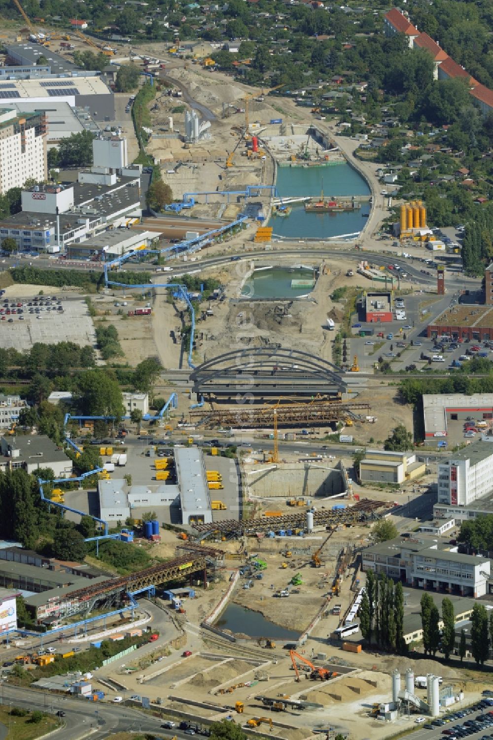 Luftaufnahme Berlin - Baustellen zum Neubau der Verlängerung der Stadtautobahn A100 in Berlin Neukölln