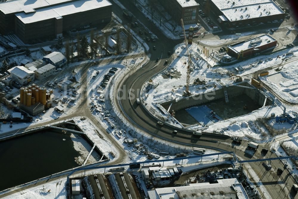 Berlin von oben - Baustellen zum Neubau der Verlängerung der Stadtautobahn A100 in Berlin Neukölln