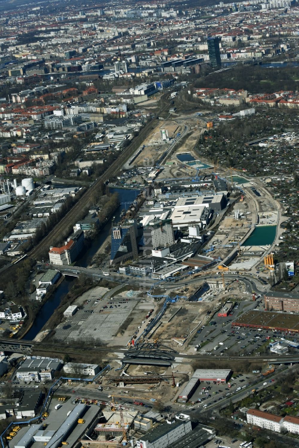 Berlin von oben - Baustellen zum Neubau der Verlängerung der Stadtautobahn A100 in Berlin Neukölln