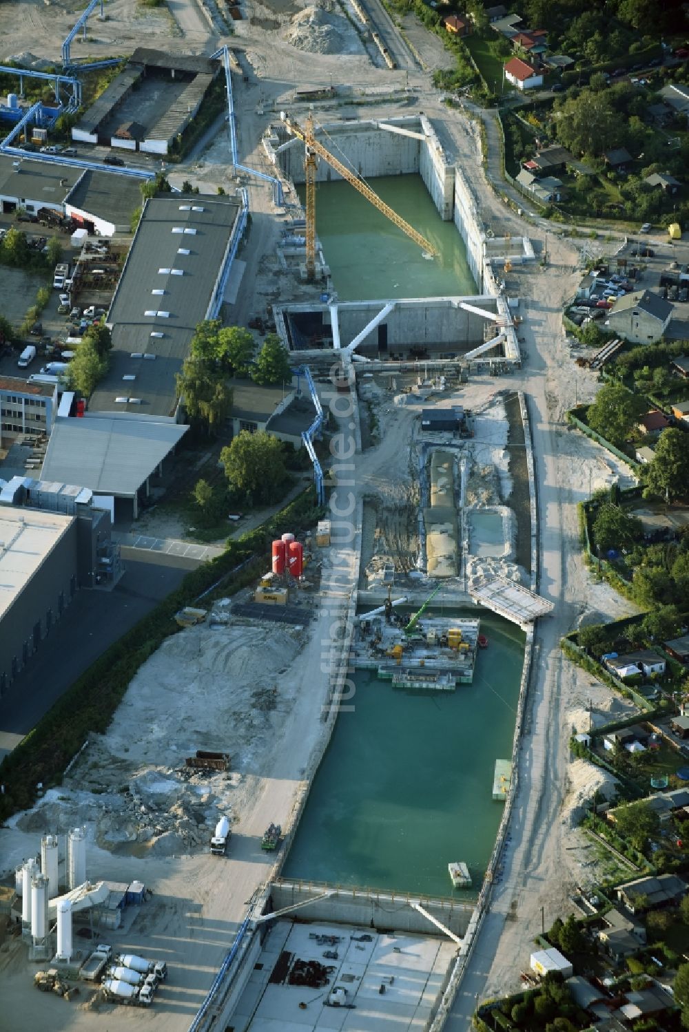 Berlin von oben - Baustellen zum Neubau der Verlängerung der Stadtautobahn A100 in Berlin Neukölln