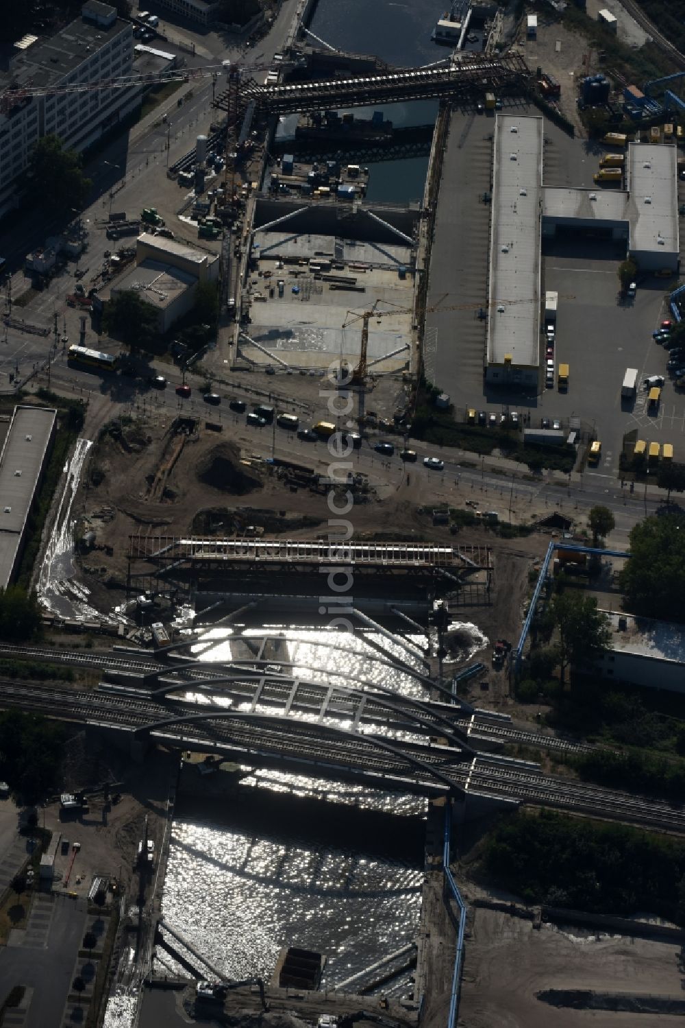 Luftbild Berlin - Baustellen zum Neubau der Verlängerung der Stadtautobahn A100 in Berlin Neukölln