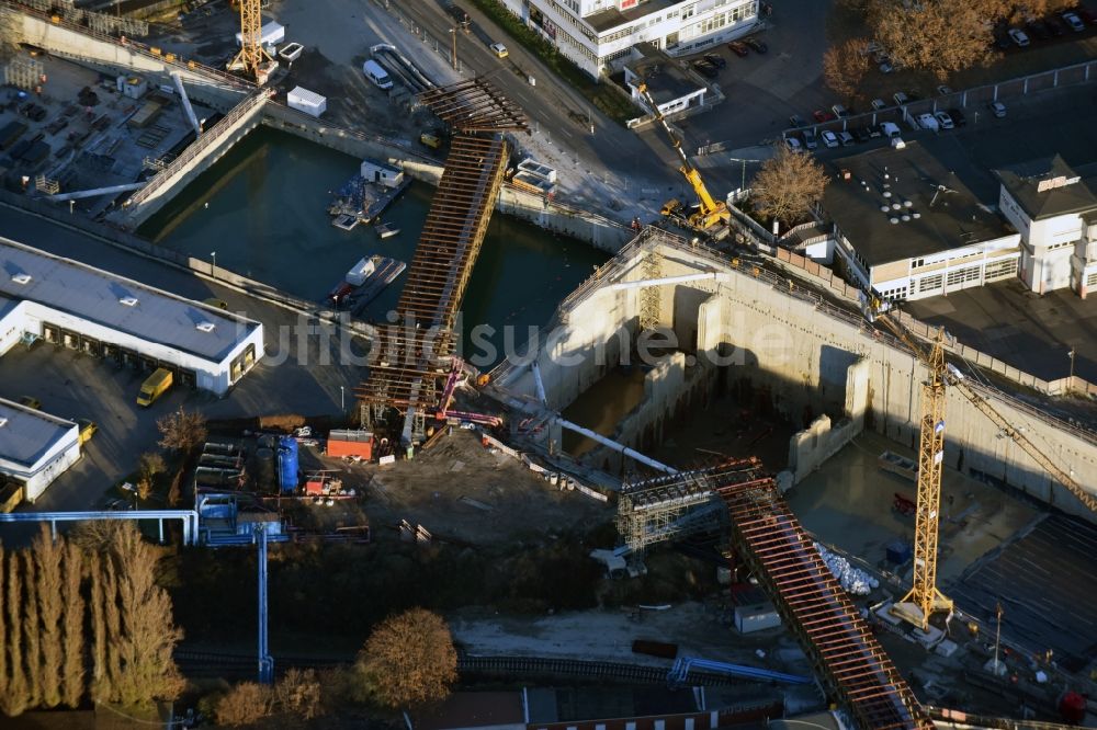 Berlin von oben - Baustellen zum Neubau der Verlängerung der Stadtautobahn A100 in Berlin Neukölln