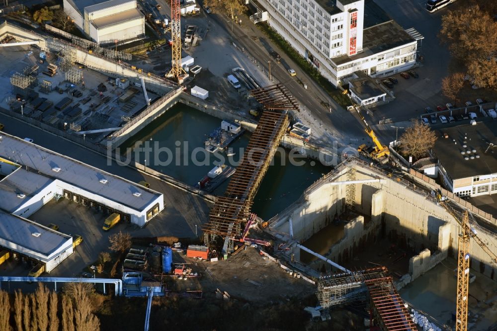 Berlin aus der Vogelperspektive: Baustellen zum Neubau der Verlängerung der Stadtautobahn A100 in Berlin Neukölln