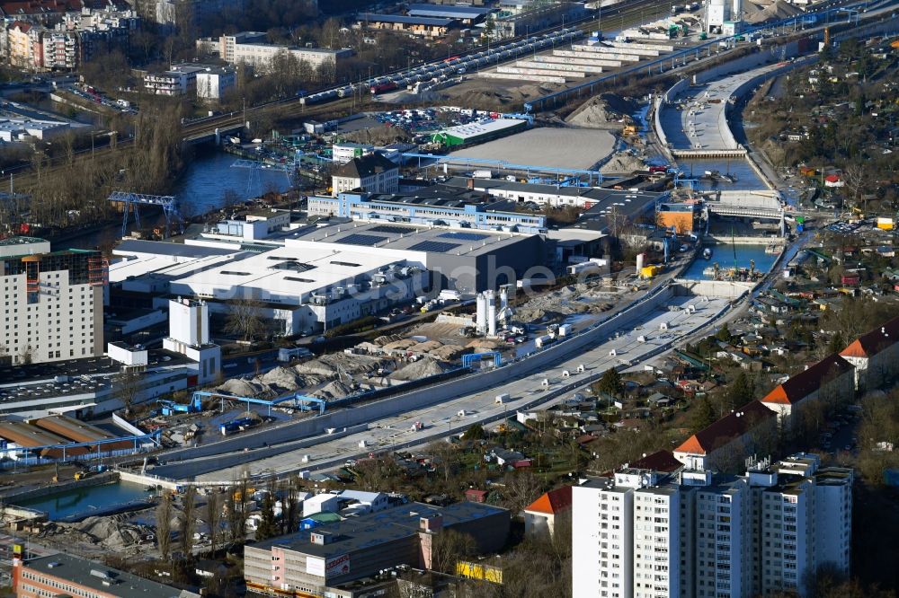 Luftaufnahme Berlin - Baustellen zum Neubau der Verlängerung der Stadtautobahn A100 in Berlin Neukölln