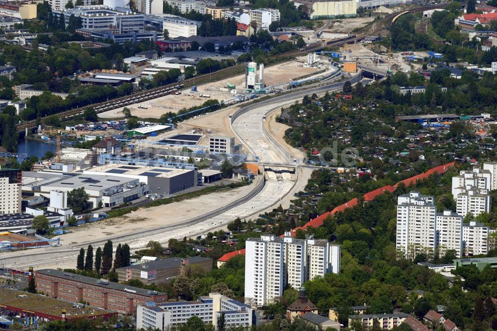 Luftaufnahme Berlin - Baustellen zum Neubau der Verlängerung der Stadtautobahn A100 in Berlin Neukölln