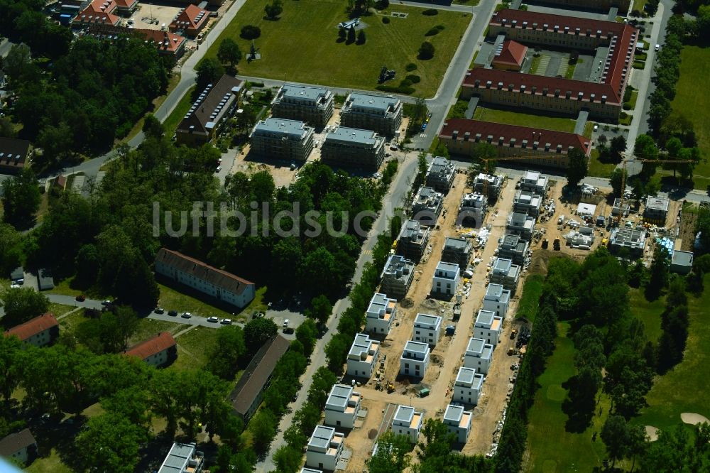 Luftbild Berlin - Baustellen zum Neubau- Wohngebiet einer Einfamilienhaus- Siedlung Amberbaumallee - Moorbirkenweg im Ortsteil Kladow in Berlin, Deutschland