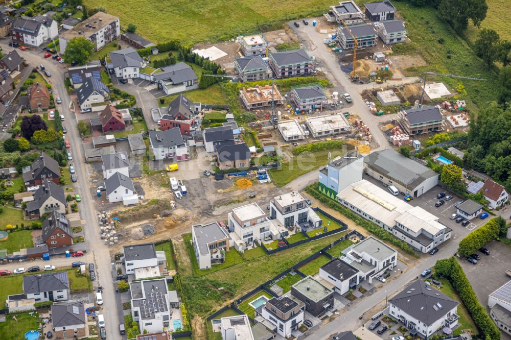 Dorsten von oben - Baustellen zum Neubau- Wohngebiet einer Einfamilienhaus- Siedlung Auf dem Beerenkamp - Schwickingsfeld in Dorsten im Bundesland Nordrhein-Westfalen, Deutschland