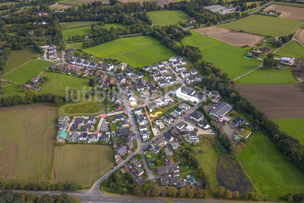 Luftbild Dorsten - Baustellen zum Neubau- Wohngebiet einer Einfamilienhaus- Siedlung Auf dem Beerenkamp - Schwickingsfeld in Dorsten im Bundesland Nordrhein-Westfalen, Deutschland