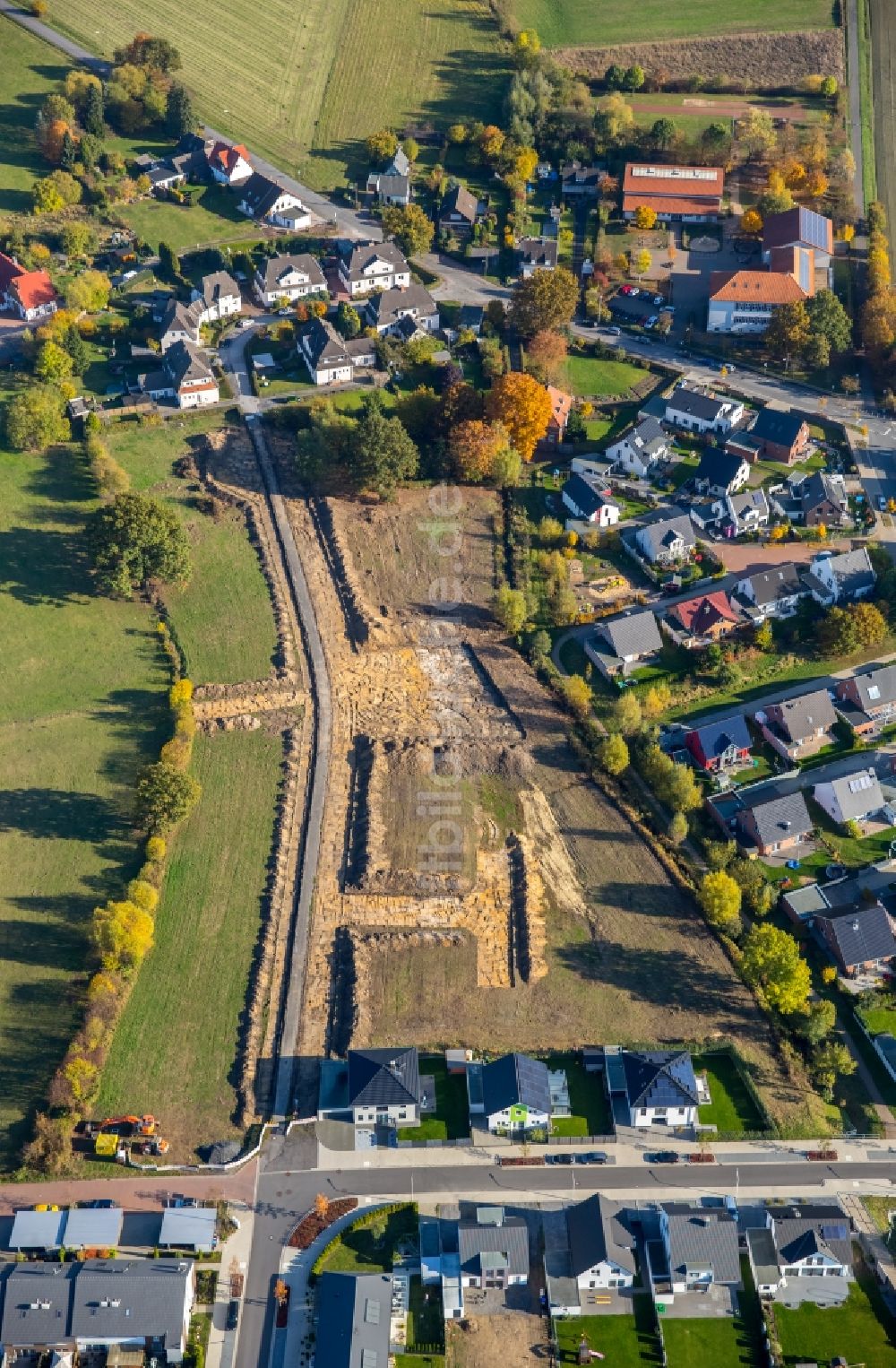 Hamm von oben - Baustellen zum Neubau- Wohngebiet einer Einfamilienhaus- Siedlung Brandheide in Hamm im Bundesland Nordrhein-Westfalen