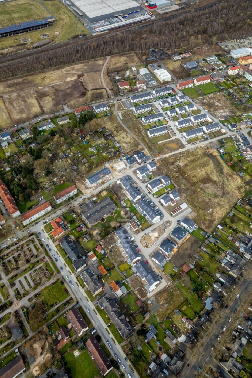 Gelsenkirchen von oben - Baustellen zum Neubau- Wohngebiet einer Einfamilienhaus- Siedlung entlang der Grollmannstraße und An der Luthenburg in Gelsenkirchen im Bundesland Nordrhein-Westfalen - NRW, Deutschland