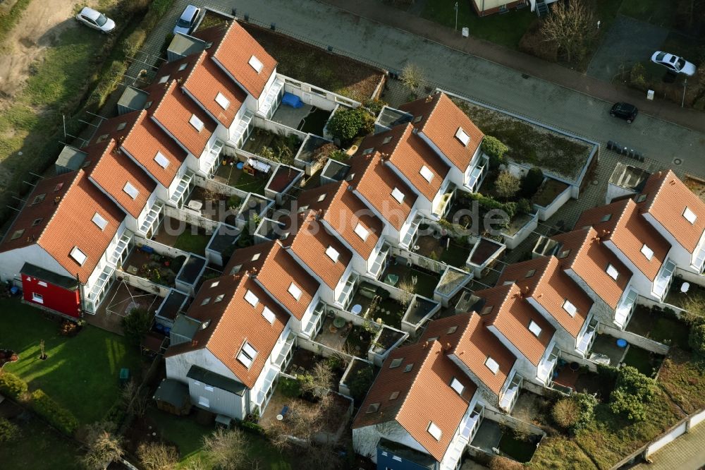 Luftaufnahme Hohen Neuendorf - Baustellen zum Neubau- Wohngebiet einer Einfamilienhaus- Siedlung in Hohen Neuendorf im Bundesland Brandenburg