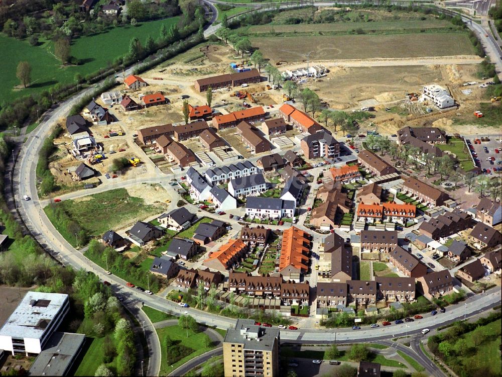 Moers aus der Vogelperspektive: Baustellen zum Neubau- Wohngebiet einer Einfamilienhaus- Siedlung in Moers im Bundesland Nordrhein-Westfalen