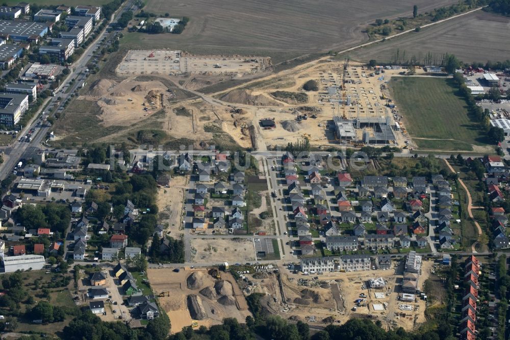 Berlin von oben - Baustellen zum Neubau- Wohngebiet einer Einfamilienhaus- Siedlung im Ortsteil Mahlsdorf in Berlin