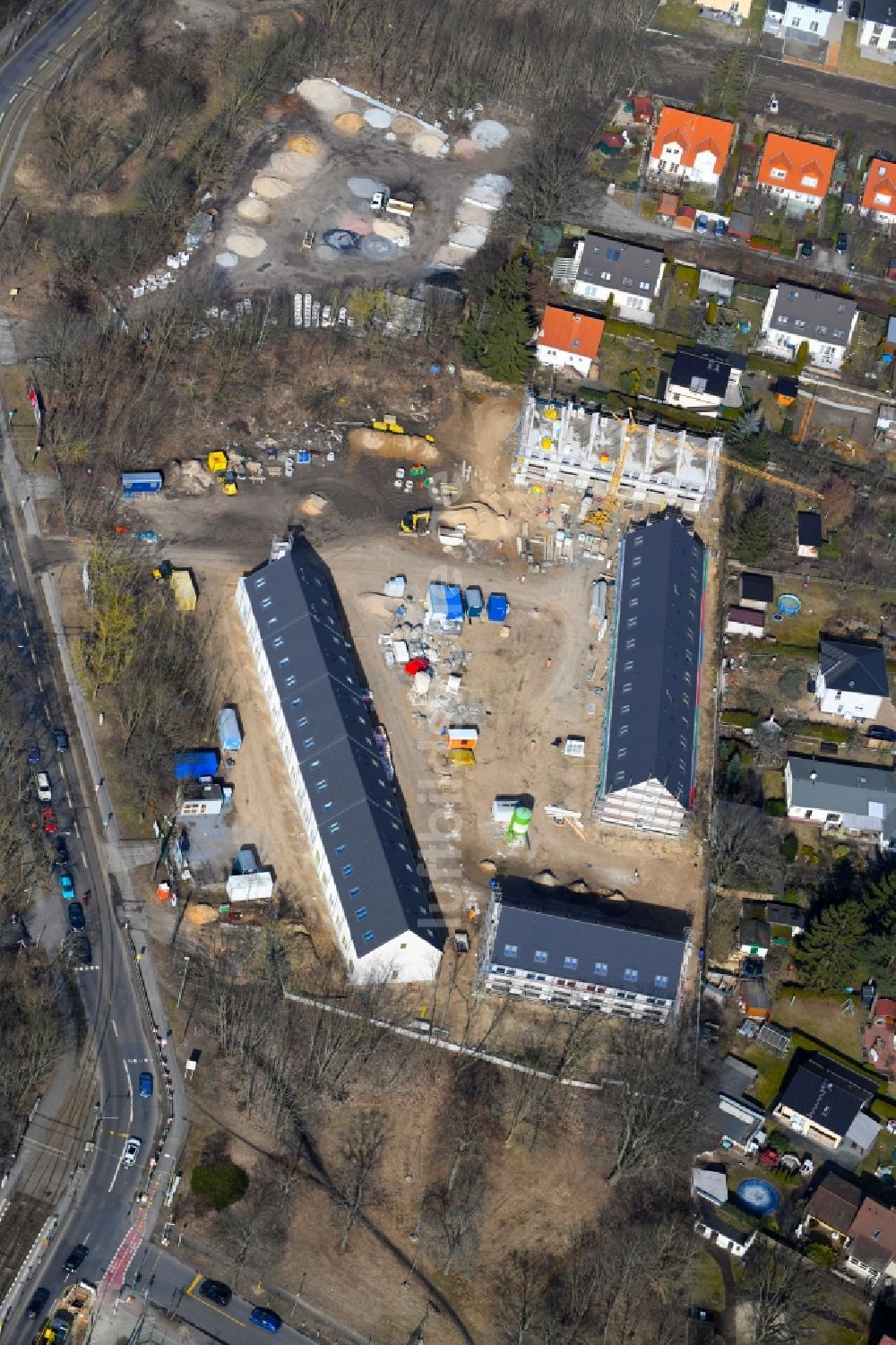 Luftbild Berlin - Baustellen zum Neubau- Wohngebiet einer Einfamilienhaus- Siedlung im Ortsteil Mahlsdorf in Berlin, Deutschland