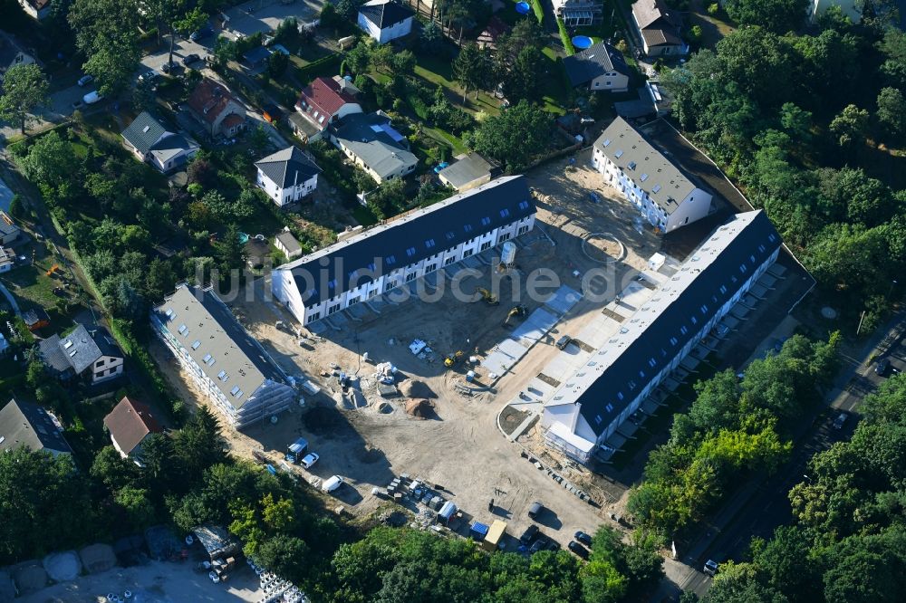 Luftbild Berlin - Baustellen zum Neubau- Wohngebiet einer Einfamilienhaus- Siedlung im Ortsteil Mahlsdorf in Berlin, Deutschland