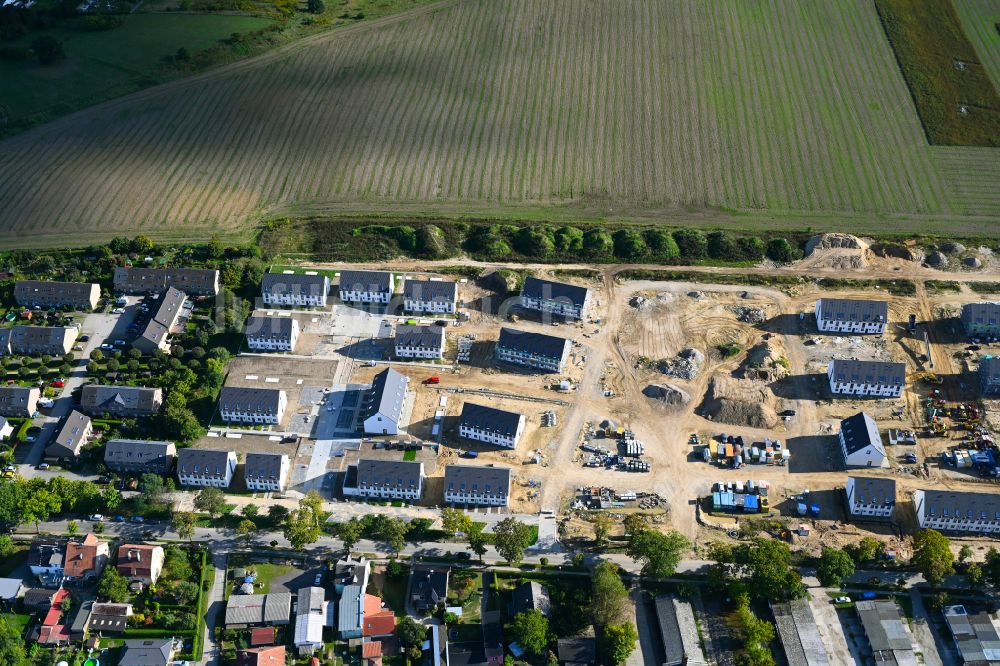 Rüdersdorf von oben - Baustellen zum Neubau- Wohngebiet einer Einfamilienhaus- Siedlung in Rüdersdorf im Bundesland Brandenburg, Deutschland