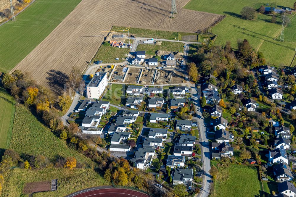 Luftbild Schmallenberg - Baustellen zum Neubau- Wohngebiet einer Einfamilienhaus- Siedlung in Schmallenberg im Bundesland Nordrhein-Westfalen, Deutschland