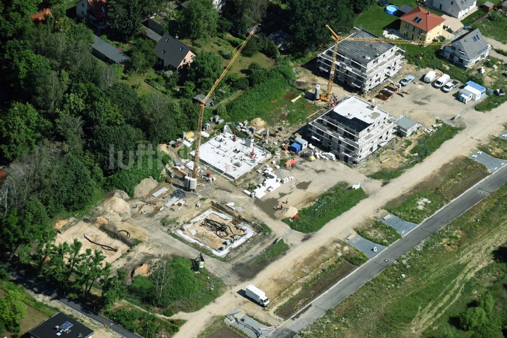 Luftbild Berlin - Baustellen zum Neubau- Wohngebiet einer Einfamilienhaus- Siedlung im Stadtteil Hellersdorf in Berlin