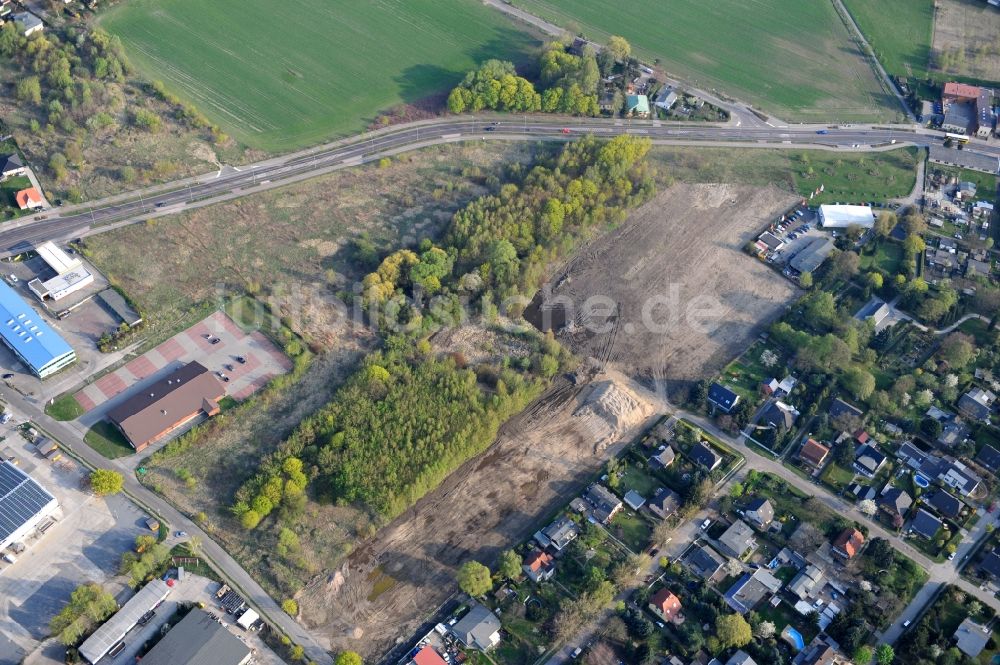 Luftbild Berlin - Baustellen zum Neubau- Wohngebiet einer Einfamilienhaus- Siedlung an der Treseburger Straße in Berlin, Deutschland