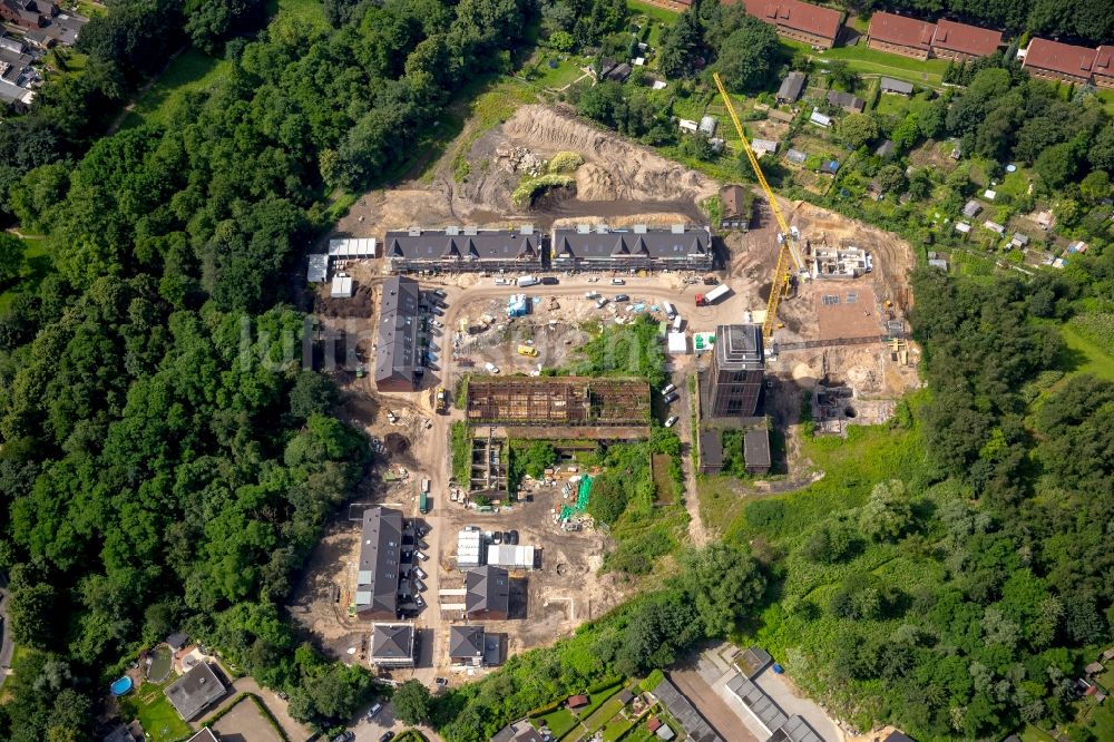 Oberhausen von oben - Baustellen zum Neubau- Wohngebiet Münzstraße - Zum Dörnbusch auf dem Gelände des ehemaligen Schachtes IV der Zeche Osterfeld in Oberhausen im Bundesland Nordrhein-Westfalen