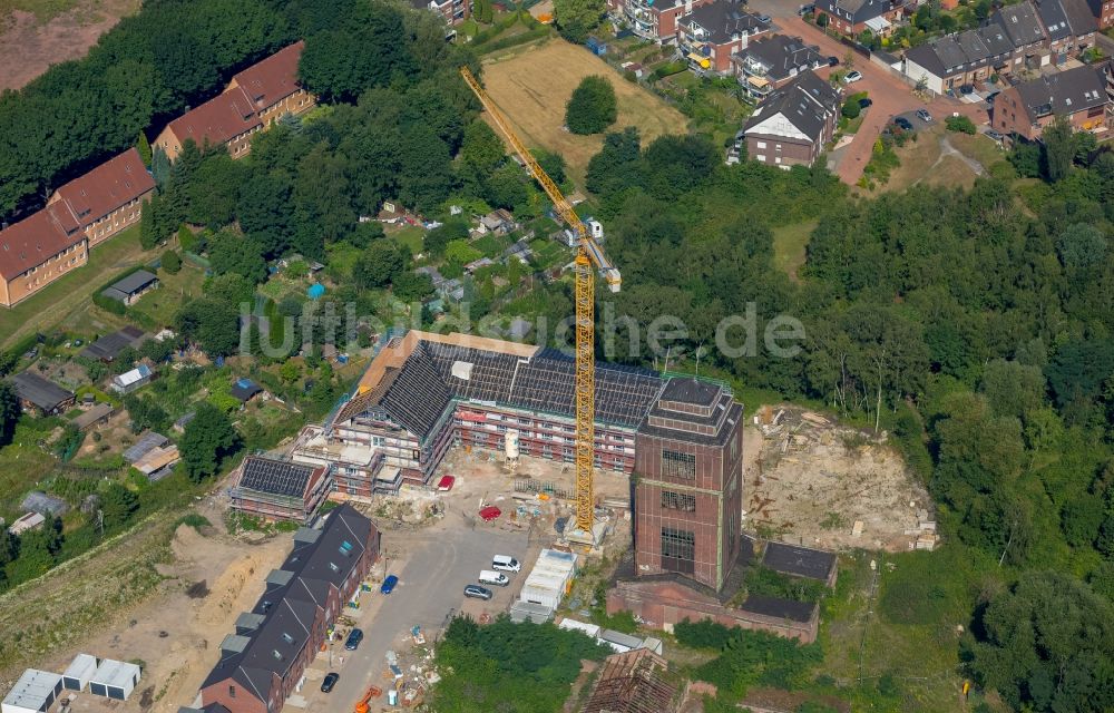 Oberhausen aus der Vogelperspektive: Baustellen zum Neubau- Wohngebiet Münzstraße - Zum Dörnbusch auf dem Gelände des ehemaligen Schachtes IV der Zeche Osterfeld in Oberhausen im Bundesland Nordrhein-Westfalen