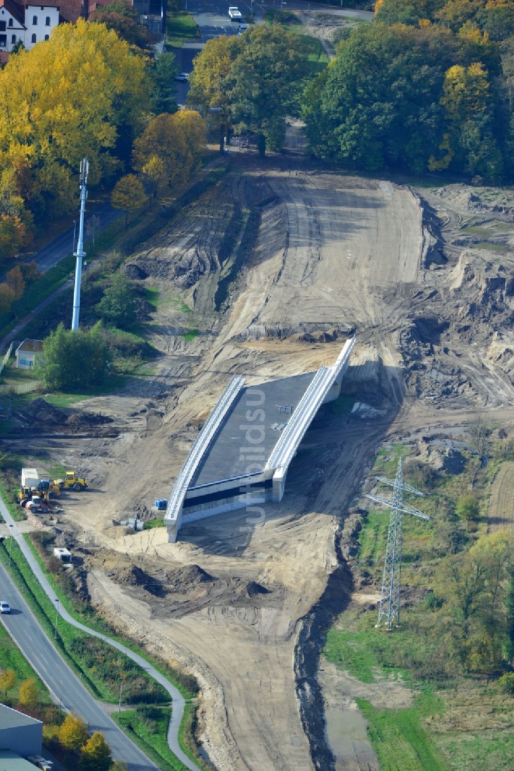 Steinhagen von oben - Baustellen zur Erweiterung der Bundesautobahn A33 in Steinhagen in Nordrhein-Westfalen