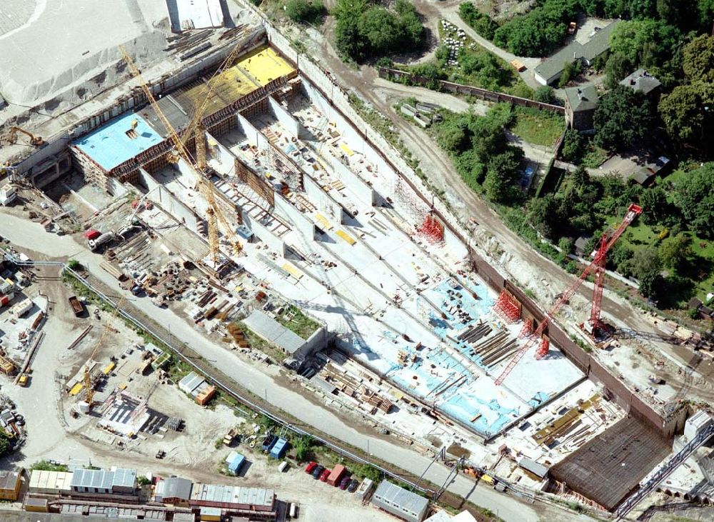 Luftaufnahme Berlin - Tiergarten - Baustellenbereich am Lehrter Bahnhof / Spreebogen in Berlin Tiergarten.