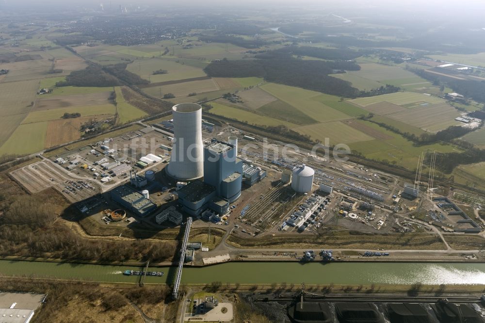 Datteln von oben - Baustopp auf der Baustelle des neue Steinkohlekraftwerk Datteln am Dortmund-Ems-Kanal im Bundesland Nordrhein-Westfalen