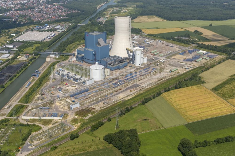 Datteln von oben - Baustopp auf der Baustelle des neue Steinkohlekraftwerk Datteln am Dortmund-Ems-Kanal im Bundesland Nordrhein-Westfalen