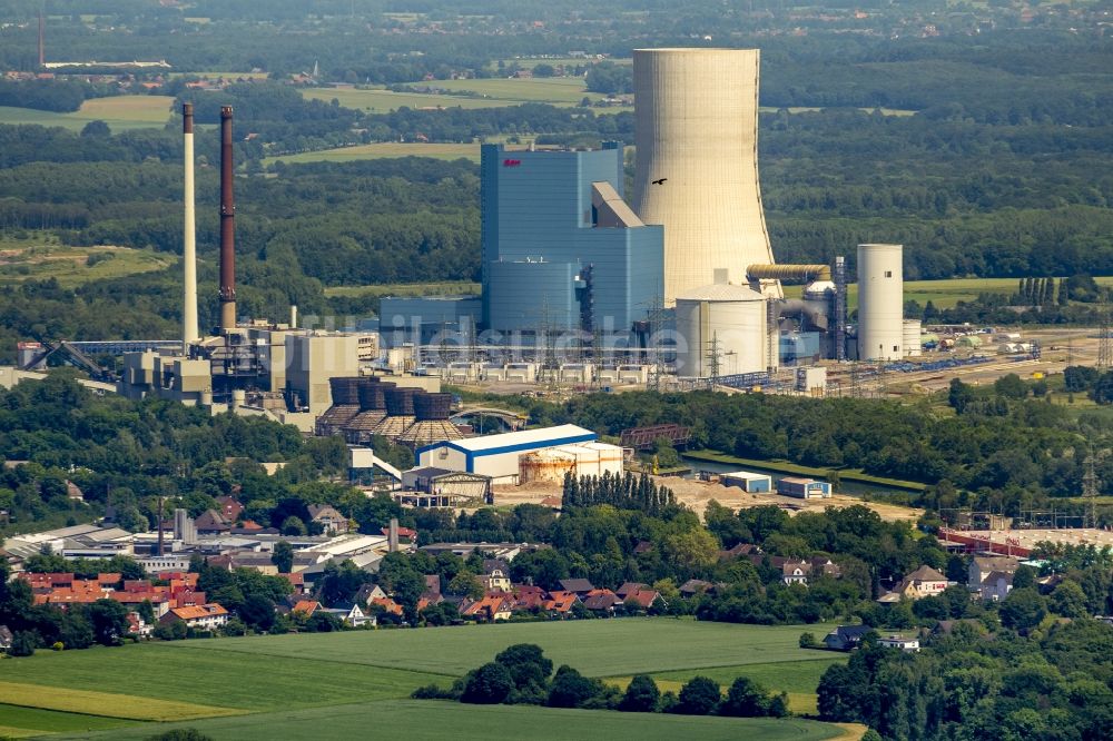 Datteln von oben - Baustopp auf der Baustelle des neue Steinkohlekraftwerk Datteln am Dortmund-Ems-Kanal im Bundesland Nordrhein-Westfalen