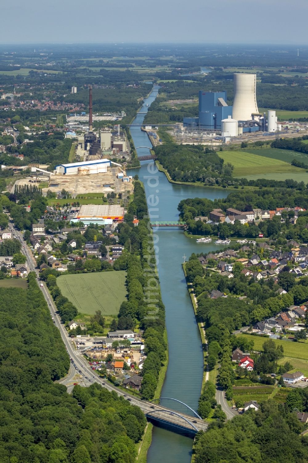 Luftaufnahme Datteln - Baustopp auf der Baustelle des neue Steinkohlekraftwerk Datteln am Dortmund-Ems-Kanal im Bundesland Nordrhein-Westfalen