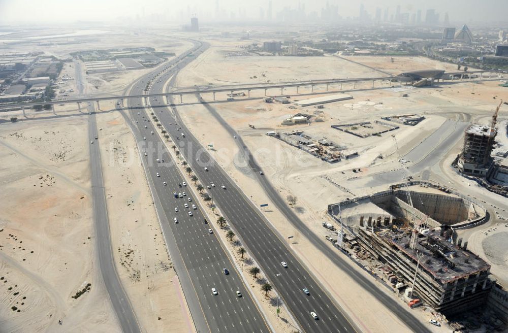 Dubai aus der Vogelperspektive: Baustopp im Entwicklungsgebiet Dubai Culture Village