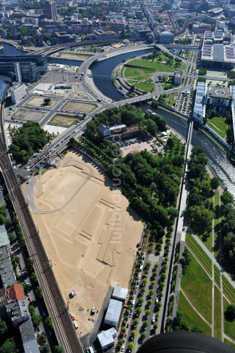 Luftbild Berlin Moabit - Bauvorbereitungen für den Neubau des Bundesministeriums des Innern / Innenministerium in Berlin Moabit