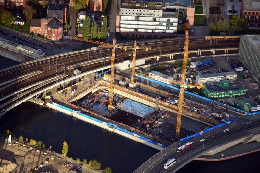 Luftbild Berlin - Bauvorhaben Bürogebäude HumboldtHafenEins am am Alexanderufer in Berlin - Moabit