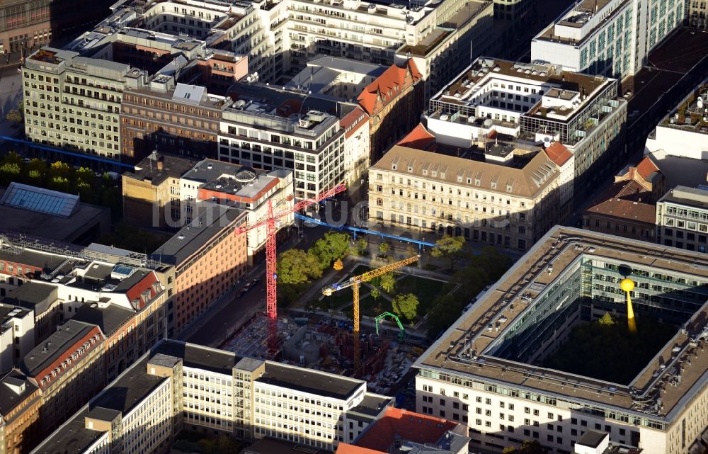 Berlin aus der Vogelperspektive: Bauvorhaben Wohnanlage Lux am Neustädtischen Kirchplatz in Berlin - Mitte