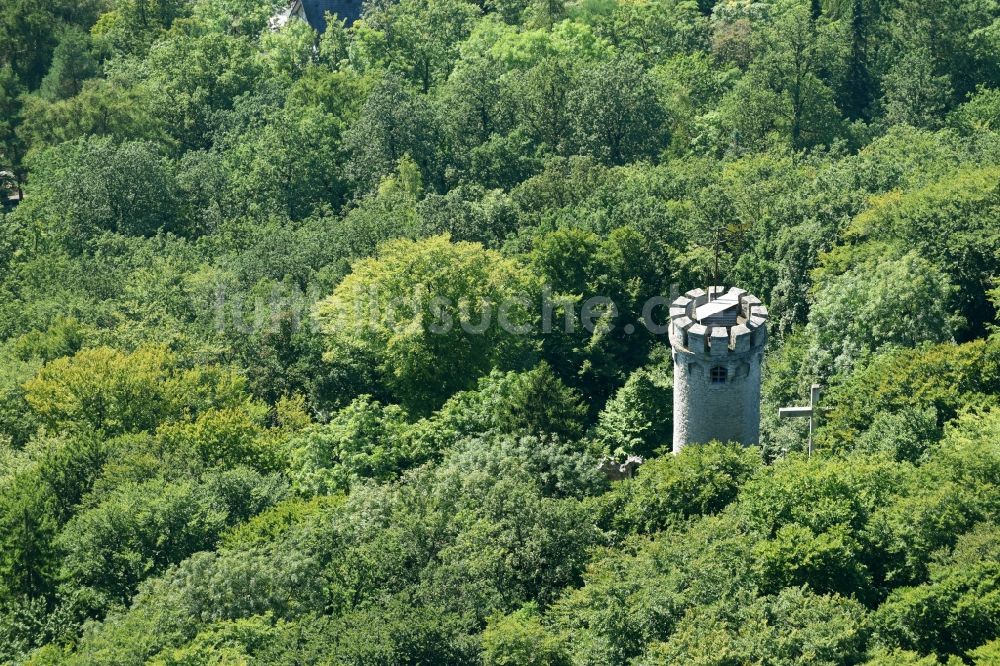 Marsberg aus der Vogelperspektive: Bauwerk des Aussichtsturmes Bilsteinturm in Marsberg im Bundesland Nordrhein-Westfalen, Deutschland