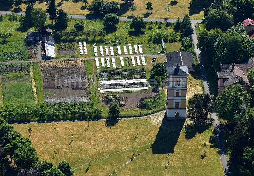 Luftbild Dobrany - Dobrzan - Bauwerk eines Aussichtsturmes auf dem Gelände des Psychiatrischen Krankenhauses von Dobrany in Dobrany - Dobrzan in Plzensky kraj - Pilsner Region - Böhmen, Tschechien