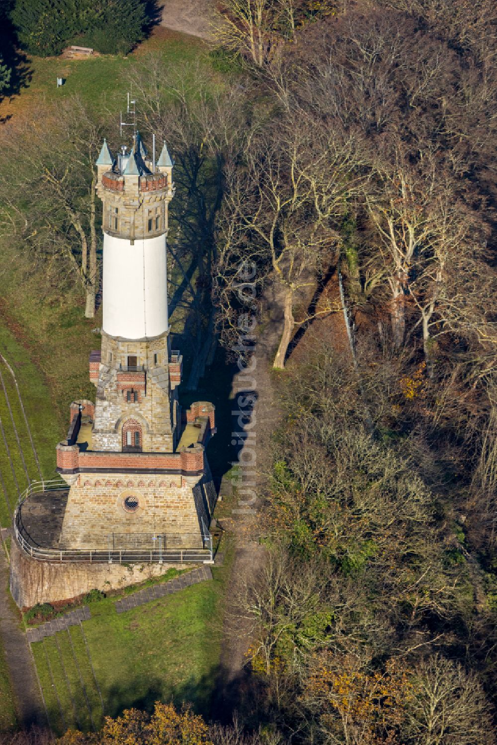 Wetter (Ruhr) von oben - Bauwerk des Aussichtsturmes Harkortturm in Wetter (Ruhr) im Bundesland Nordrhein-Westfalen, Deutschland