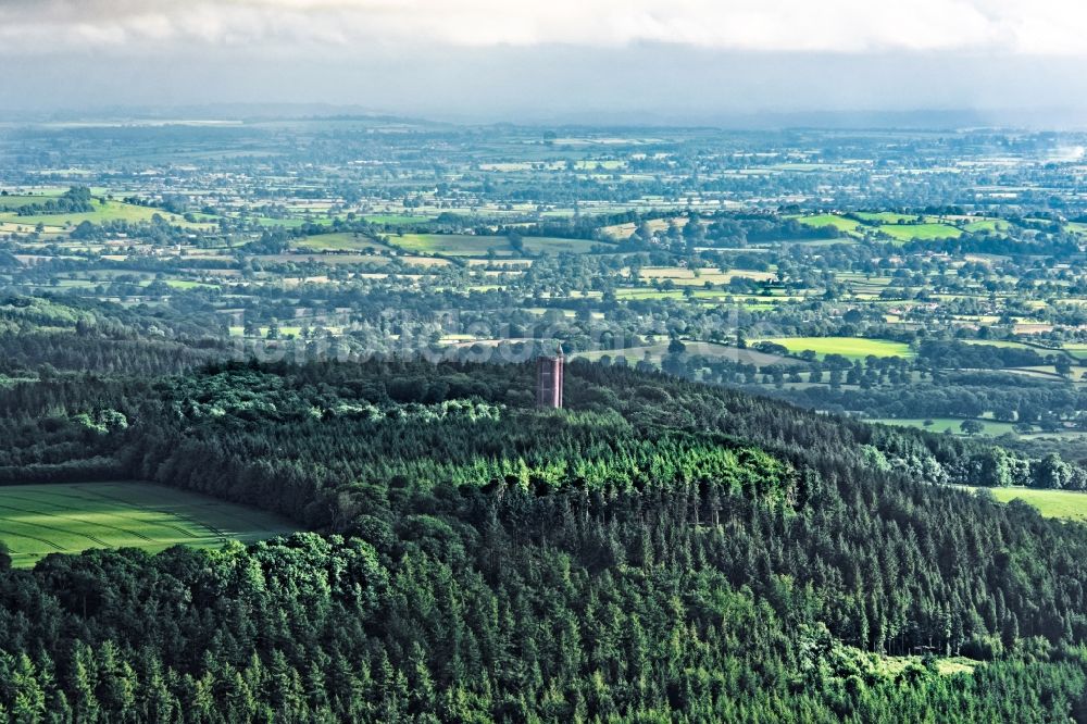 Luftaufnahme South Brewham - Bauwerk des Aussichtsturmes King Alfred's Tower an der Tower Rd in South Brewham in Vereinigtes Königreich