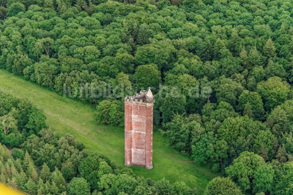 South Brewham aus der Vogelperspektive: Bauwerk des Aussichtsturmes King Alfred's Tower an der Tower Rd in South Brewham in Vereinigtes Königreich