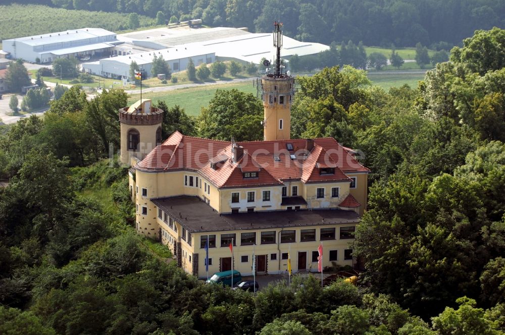 Görlitz von oben - Bauwerk des Aussichtsturmes Landeskrone in Görlitz im Bundesland Sachsen, Deutschland