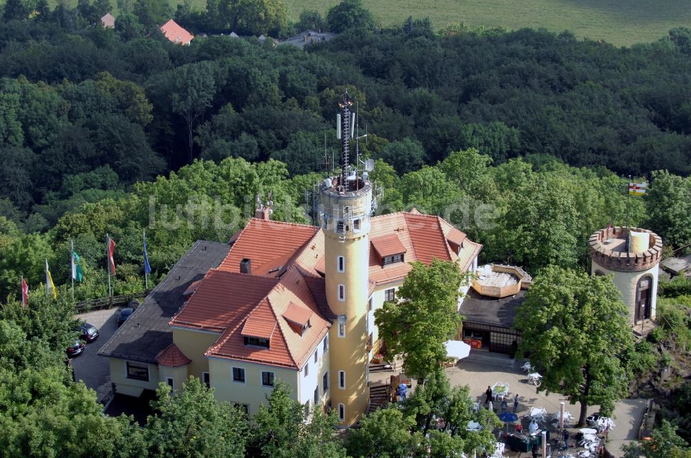 Luftaufnahme Görlitz - Bauwerk des Aussichtsturmes Landeskrone in Görlitz im Bundesland Sachsen, Deutschland