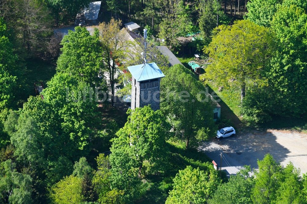 Stammbach von oben - Bauwerk des Aussichtsturmes Weißensteinturm in Stammbach im Bundesland Bayern, Deutschland