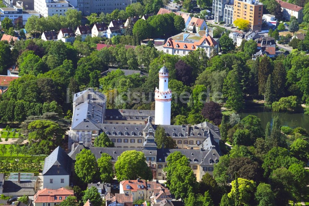 Bad Homburg Vor Der Hohe Von Oben Bauwerk Des Aussichtsturmes Weisser Turm Am Schloss In Bad