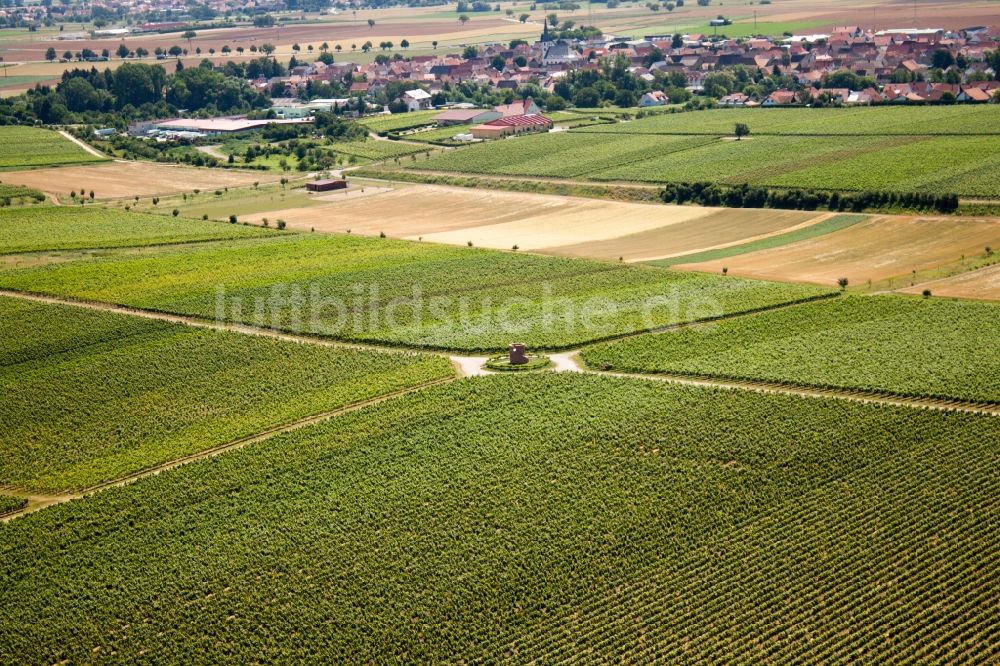 Hochstadt (Pfalz) von oben - Bauwerk des Aussichtsturmes Winzerturm in Hochstadt (Pfalz) im Bundesland Rheinland-Pfalz