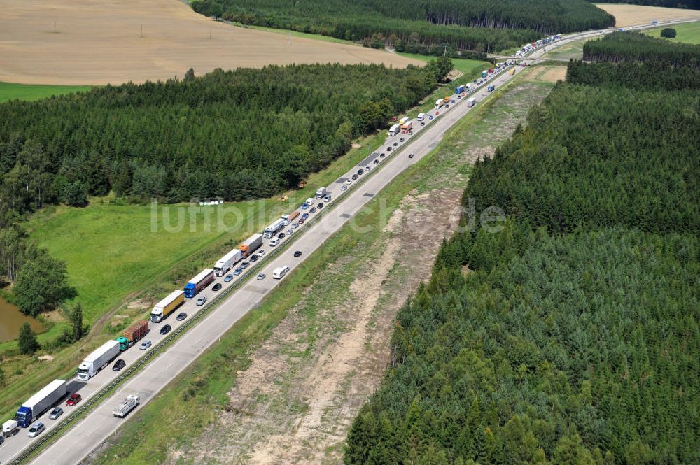 Luftbild Dittersdorf - Bauwerke und Streckenführung der BAB Bundesautobahn A9 bei Dittersdorf in Thüringen