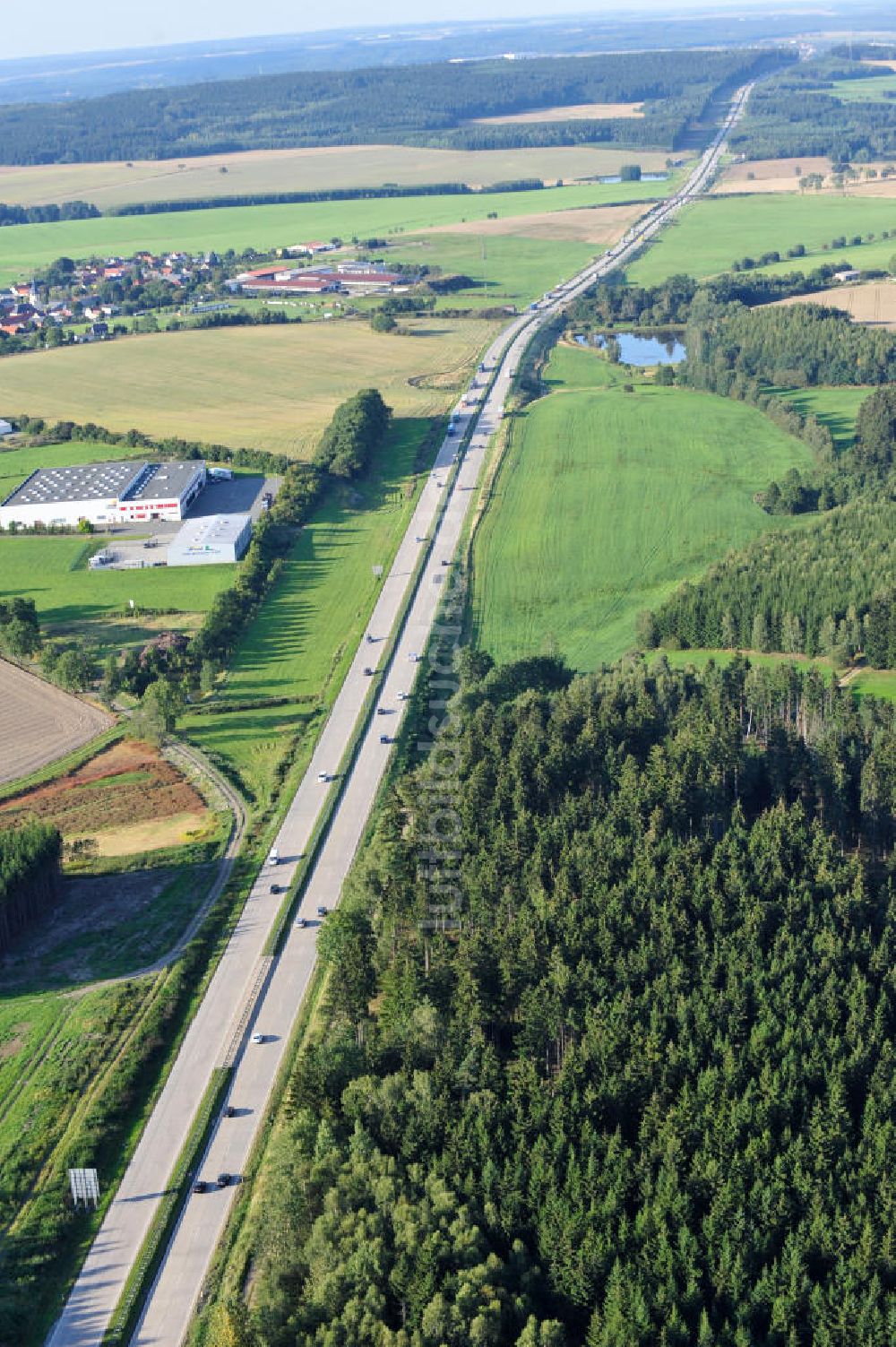 Luftbild Dittersdorf - Bauwerke und Streckenführung der BAB Bundesautobahn A9 bei Dittersdorf in Thüringen