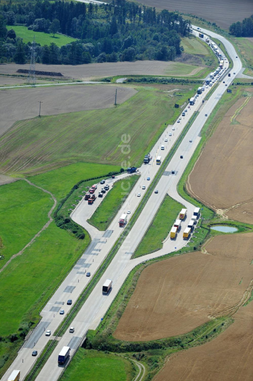 Görkwitz von oben - Bauwerke und Streckenführung der BAB Bundesautobahn A9 bei Görkwitz in Thüringen