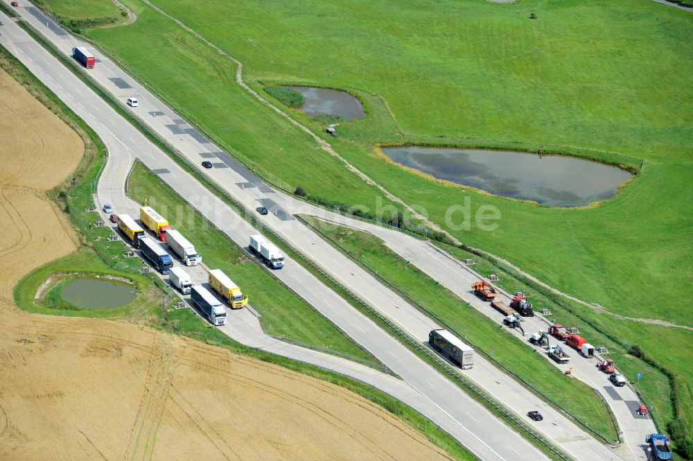 Görkwitz von oben - Bauwerke und Streckenführung der BAB Bundesautobahn A9 bei Görkwitz in Thüringen